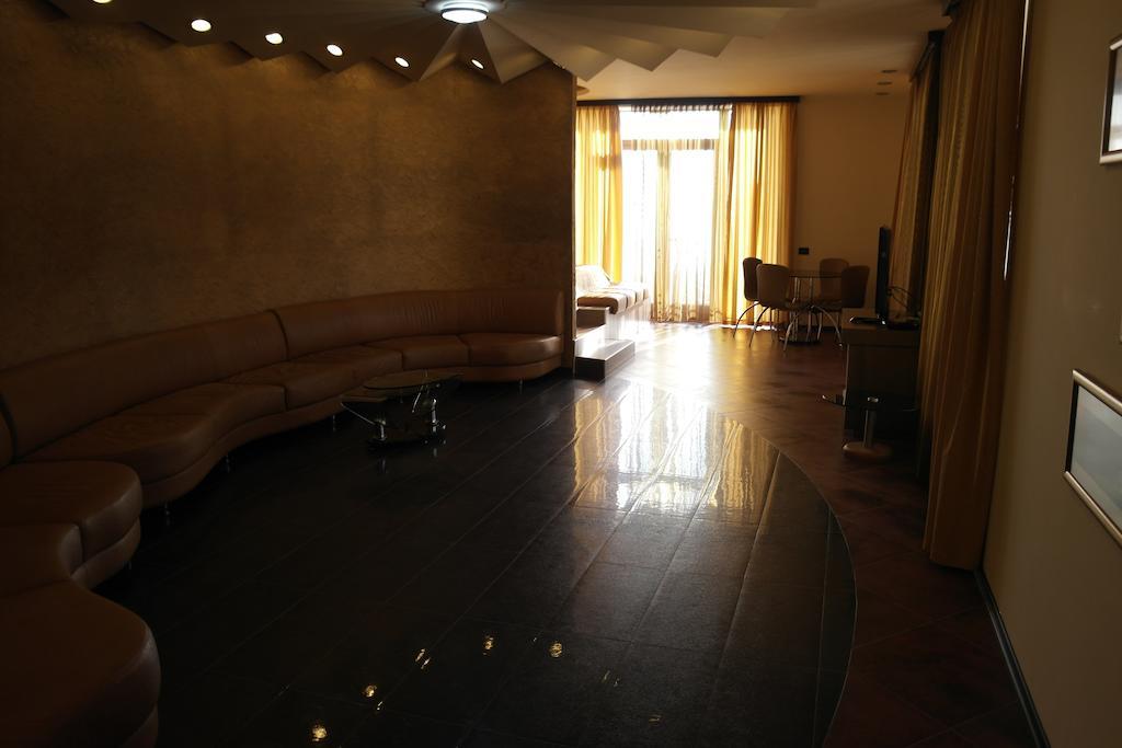 Akhtamar Hotel Cjsc Arzakan 部屋 写真