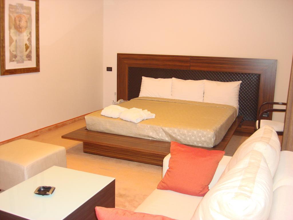 Akhtamar Hotel Cjsc Arzakan 部屋 写真